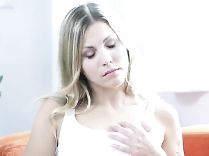 Cutoffs Are Cute On The Masturbating Young Lady